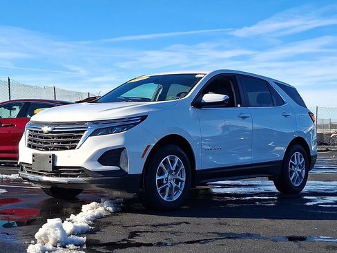 Used 2022 Chevrolet Equinox LT image 3