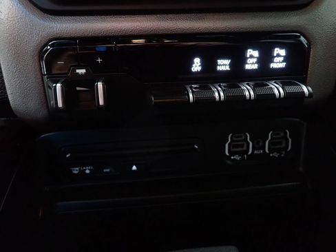 Used 2019 RAM 1500 Rebel w/ Rebel Level 2 Equipment Group AWD/4WD image 5