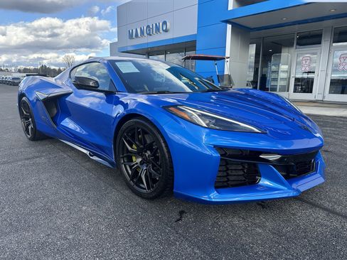 Used 2024 Chevrolet Corvette Z06 w/ Stealth Interior Trim Package image 2