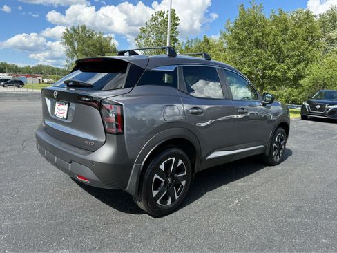 Used 2026 Nissan Kicks SV w/ Cold Weather Package AWD/4WD image 8