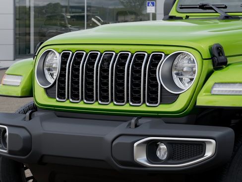 New 2026 Jeep Wrangler Unlimited Sahara AWD/4WD image 37