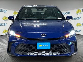 Used 2025 Toyota Camry SE video 2