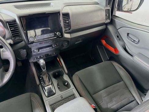 Certified 2022 Nissan Frontier Pro-X image 27