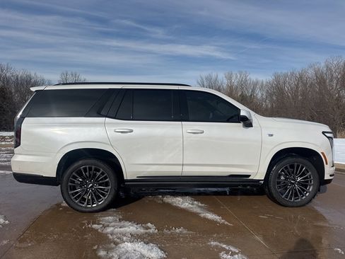 Used 2025 Cadillac Escalade Sport Platinum w/ LPO, Floor Liner Package image 7