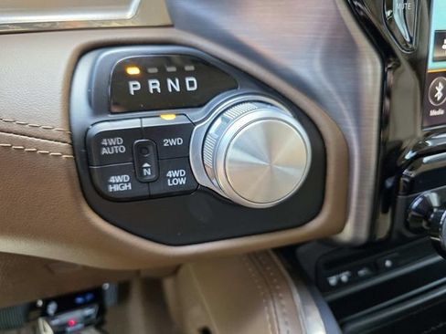 Used 2019 RAM 1500 Limited AWD/4WD image 17