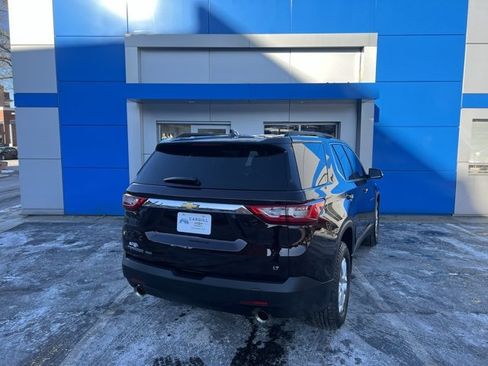 Used 2020 Chevrolet Traverse LT w/ Driver Confidence II Package image 9