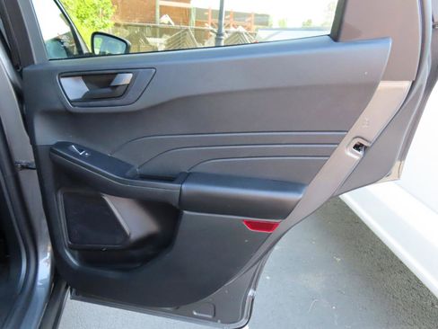 Used 2022 Ford Escape SE w/ Convenience Package image 22