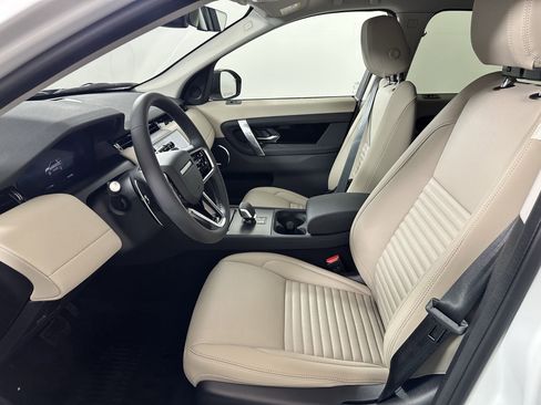 Certified 2025 Land Rover Discovery Sport S image 4