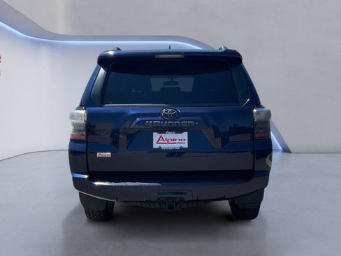 Used 2018 Toyota 4Runner SR5 Premium AWD/4WD image 4