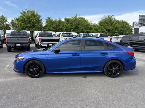 Used 2022 Honda Civic Sport image 4