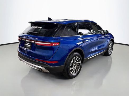 Used 2021 Lincoln Corsair AWD w/ Equipment Group 101A image 9
