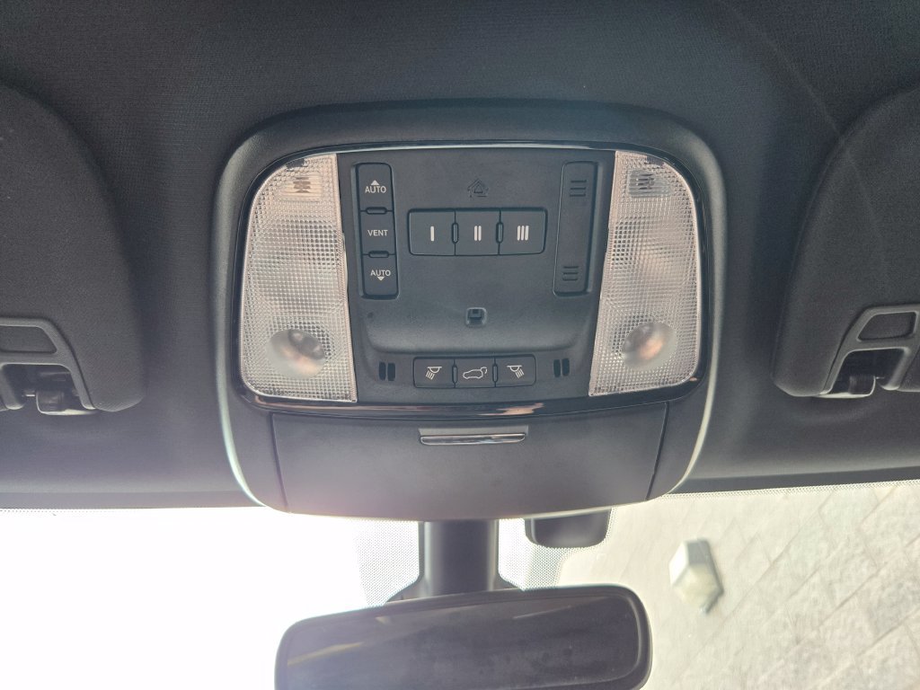 Used 2022 Dodge Durango R/T AWD/4WD image 21