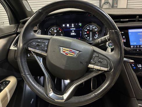 Certified 2023 Cadillac XT6 Sport w/ Technology Package AWD/4WD image 46