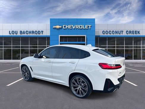 Used 2022 BMW X4 xDrive30i w/ M Sport Package AWD/4WD image 6