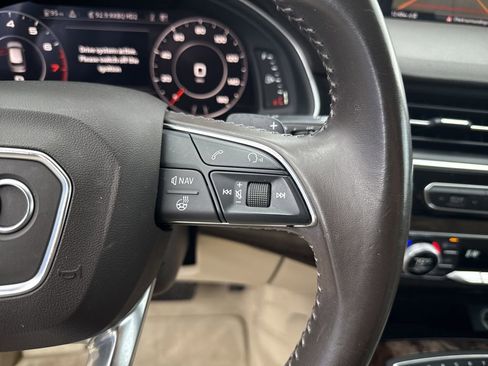 Used 2019 Audi Q7 3.0T Prestige w/ Prestige Package image 15