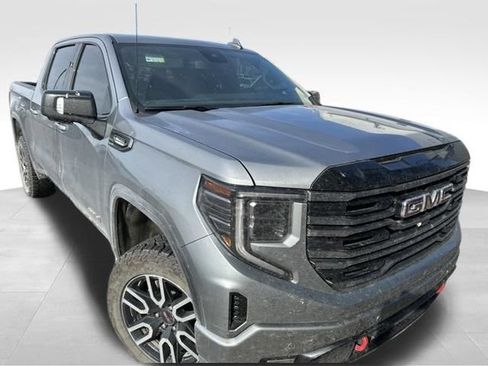 Used 2025 GMC Sierra 1500 AT4 w/ AT4 Preferred Package AWD/4WD image 3