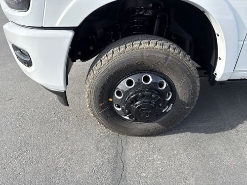 New 2026 RAM 3500 Limited image 6