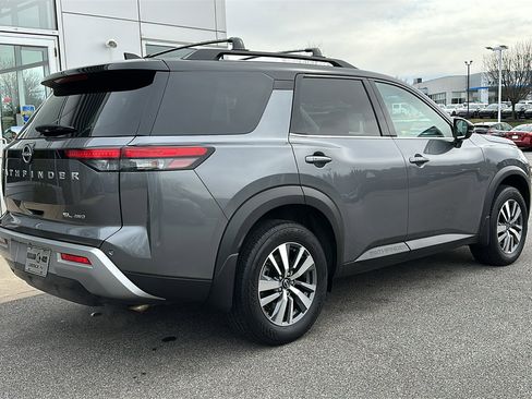 Certified 2023 Nissan Pathfinder SL image 7