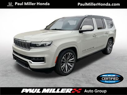 Used 2022 Jeep Grand Wagoneer Series III w/ Rear Seat Video Group 1