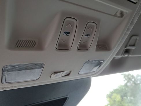 Used 2025 Ford Escape Active w/ Active Premium Tech Pack image 22