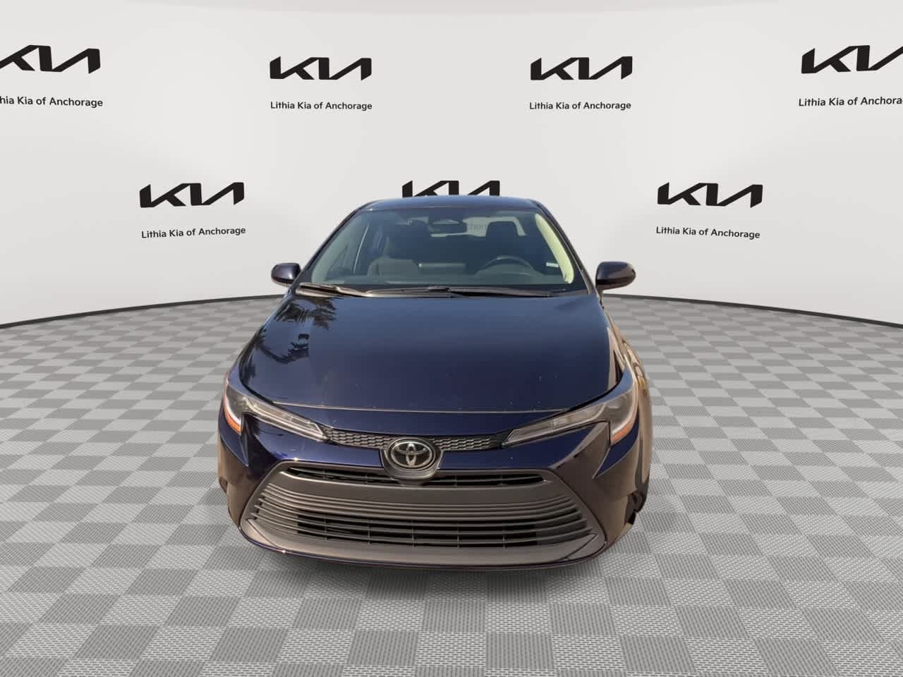 Used 2024 Toyota Corolla LE FWD image 3