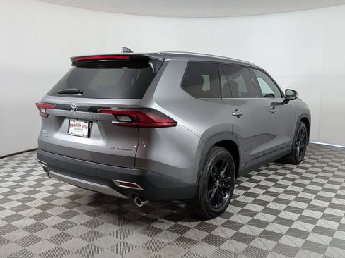 Used 2026 Toyota Grand Highlander AWD Hybrid image 3