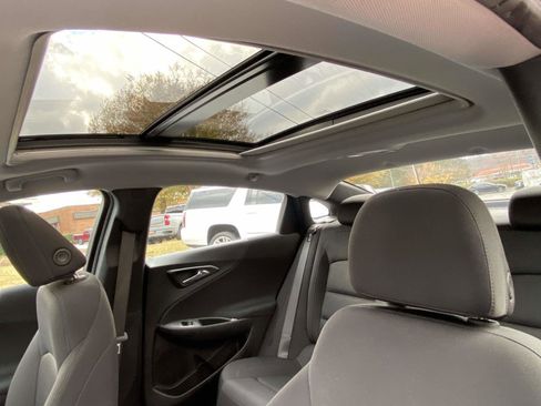 Certified 2023 Chevrolet Malibu LT image 3