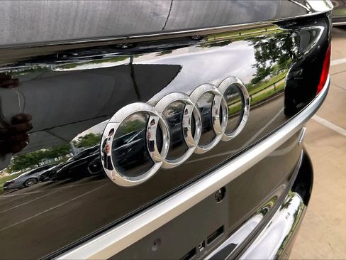 Used 2023 Audi Q5 2.0T Premium w/ Convenience Package AWD/4WD image 10