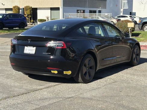 Used 2022 Tesla Model 3 Long Range image 4