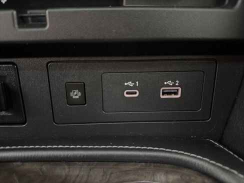 Used 2023 Nissan Armada Platinum w/ Captain's Chairs Package image 57