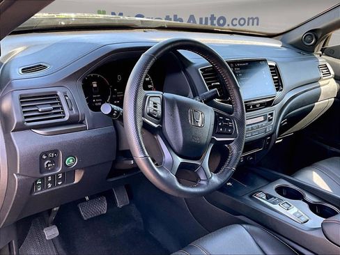 Used 2025 Honda Ridgeline TrailSport image 21