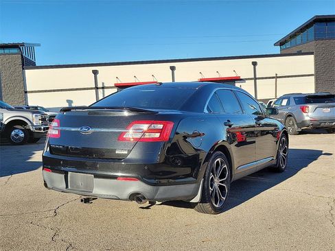 Used 2013 Ford Taurus SHO image 5