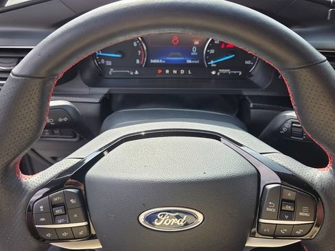 Used 2023 Ford Explorer ST-Line w/ Class IV Trailer Tow Package RWD image 22