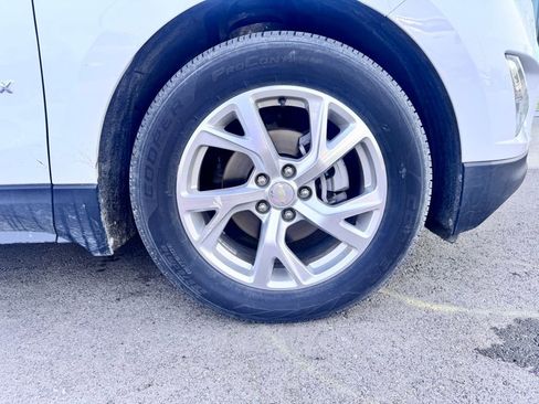 Used 2020 Chevrolet Equinox Premier FWD image 19