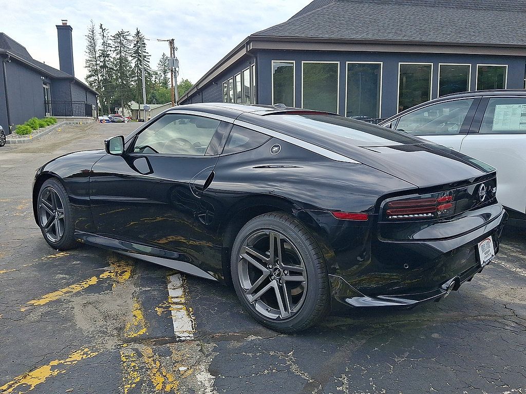 New 2027 Nissan Z Performance RWD image 3