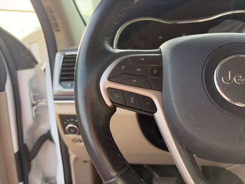 Used 2020 Jeep Grand Cherokee Limited image 17