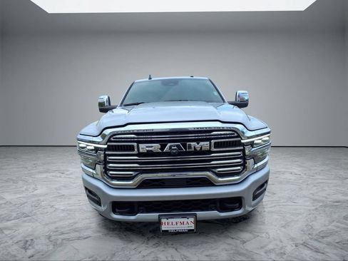Used 2026 RAM 2500 Laramie AWD/4WD image 2