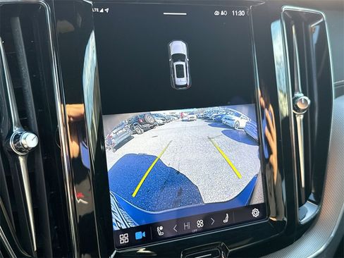 Used 2022 Volvo XC60 T8 R-Design w/ Advanced Package image 24