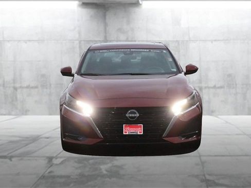 Certified 2025 Nissan Altima 2.5 SL image 4