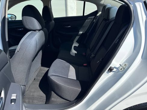 Used 2020 Nissan Sentra SV FWD image 25