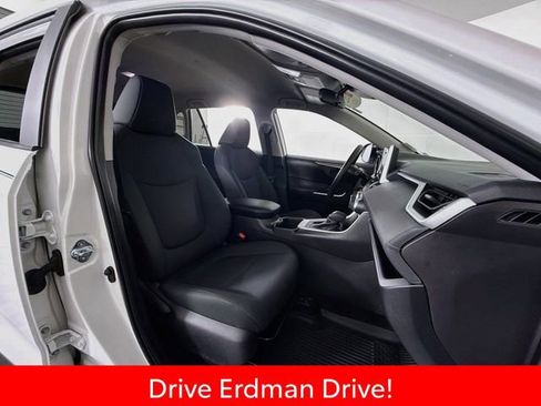 Certified 2025 Toyota RAV4 LE FWD image 24