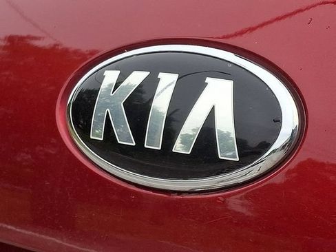 Used 2017 Kia Sorento AWD image 28