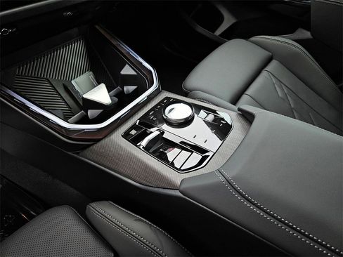 New 2026 BMW X3 xDrive30 w/ Premium Package image 14