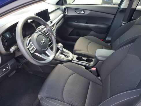 Used 2020 Kia Forte LXS image 17
