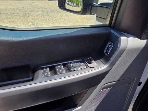 Used 2023 Ford F350 XLT AWD/4WD image 26