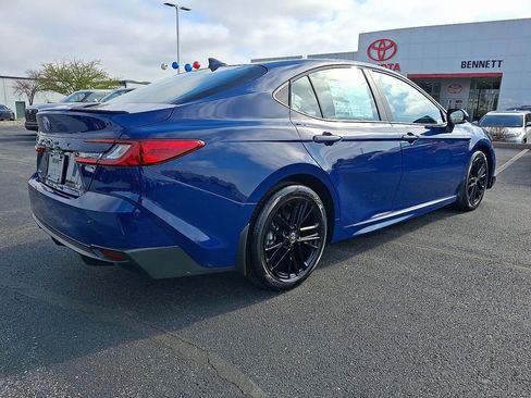 New 2026 Toyota Camry SE w/ Convenience Package FWD image 7
