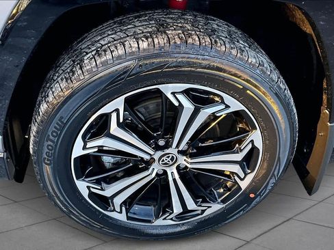 Used 2024 Toyota RAV4 XSE image 11