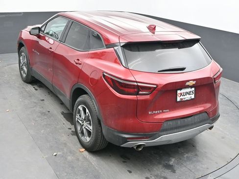 Used 2025 Chevrolet Blazer LT image 41