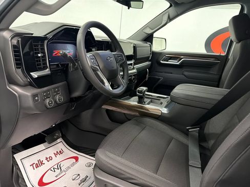 New 2026 Chevrolet Silverado 1500 RST AWD/4WD image 9