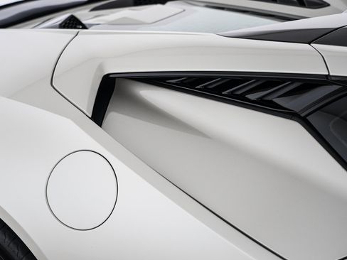 Used 2023 Lamborghini Huracan Tecnica RWD image 38